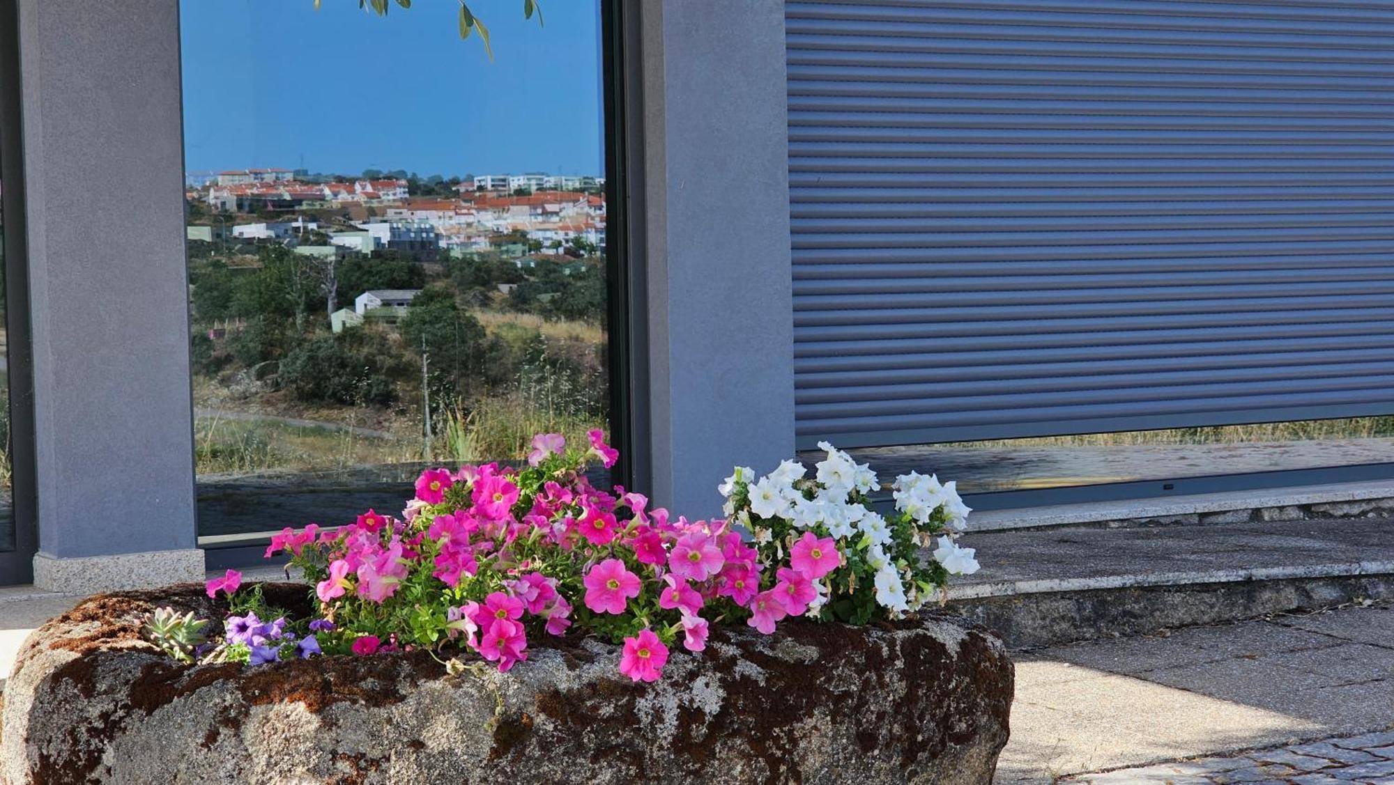 Juncao - Apartamentos Completos Miranda do Douro Εξωτερικό φωτογραφία